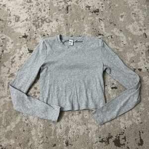 Aritzia TNA Ribbed Long Sleeve Top Size Medium - Gray